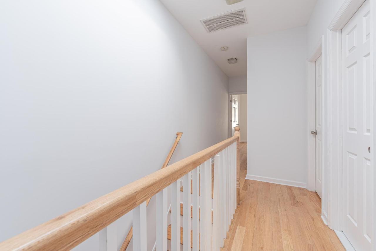Tranquil Town House With Parking And Laundry - Just 25 Minutes To Time Square! Villa Jersey City Dış mekan fotoğraf