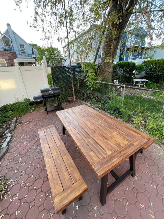 Tranquil Town House With Parking And Laundry - Just 25 Minutes To Time Square! Villa Jersey City Dış mekan fotoğraf